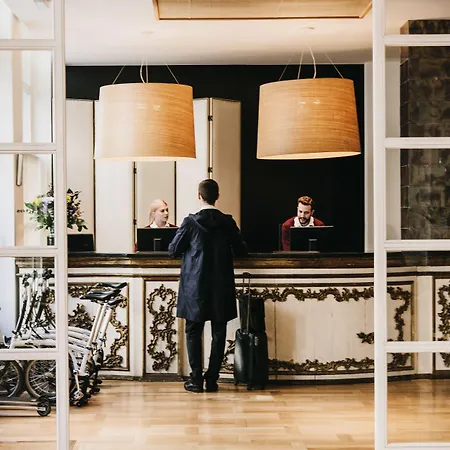 Pulitzer 4* 바르셀로나