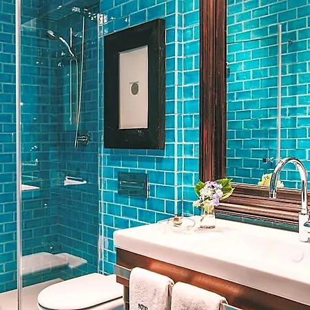 Pulitzer Hotel